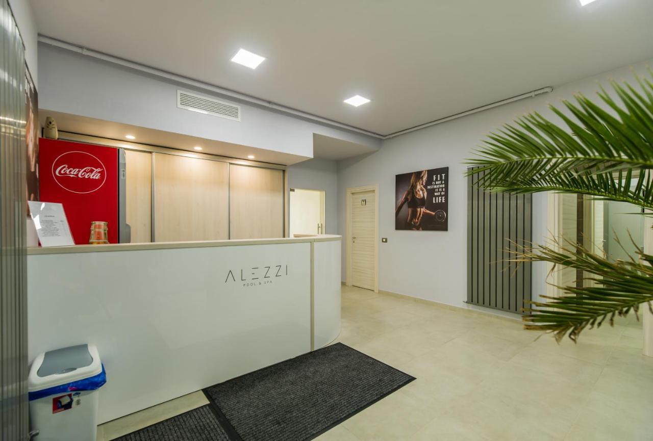 Sole Apartment Spa N Pools Beach Resort Năvodari Exterior foto