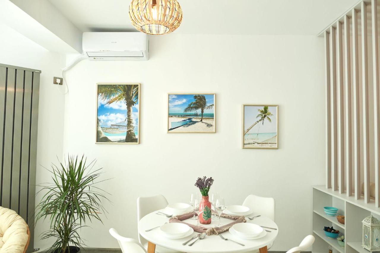 Sole Apartment Spa N Pools Beach Resort Năvodari Exterior foto